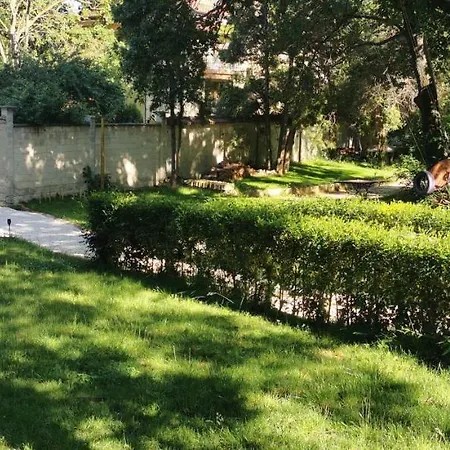 къща за гости Bor, Guest house Varna