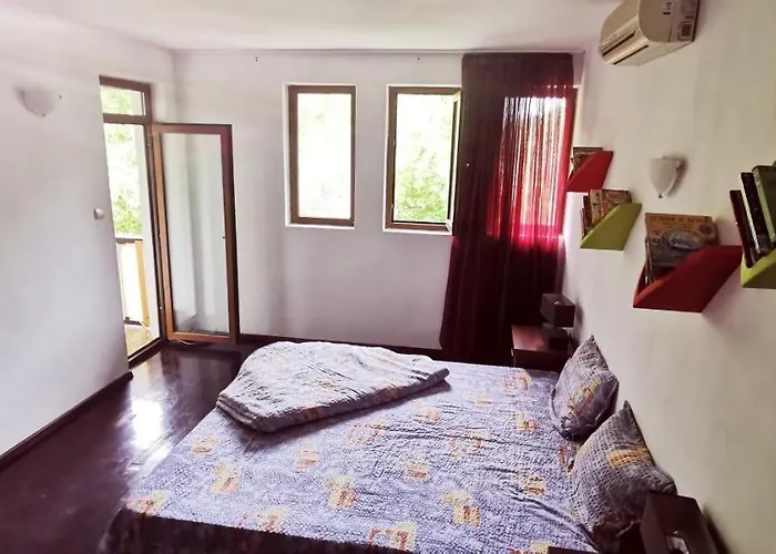 къща за гости Bor, Varna