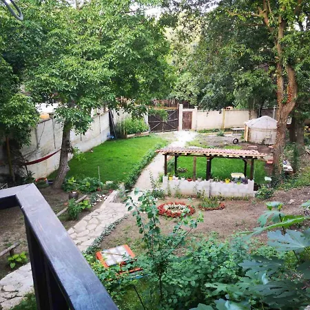 Gasthuis къща за гости Bor,