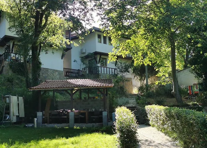 къща за гости Bor,